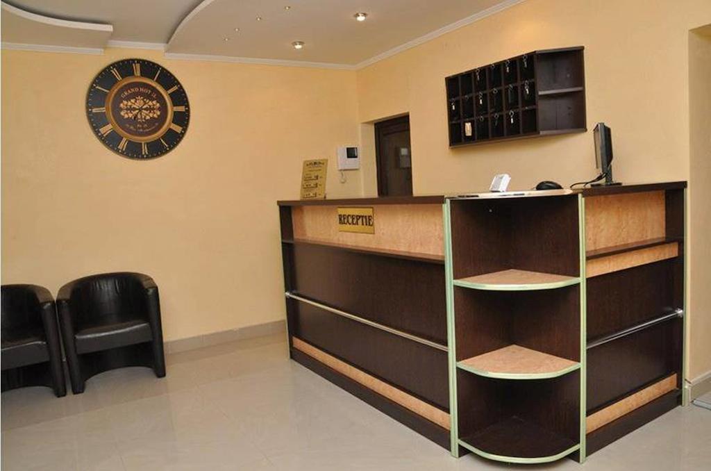 Pensiunea Brancoveneasca Campulung Exterior foto