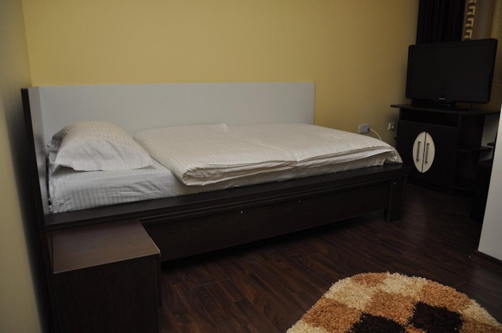 Pensiunea Brancoveneasca Campulung Zimmer foto